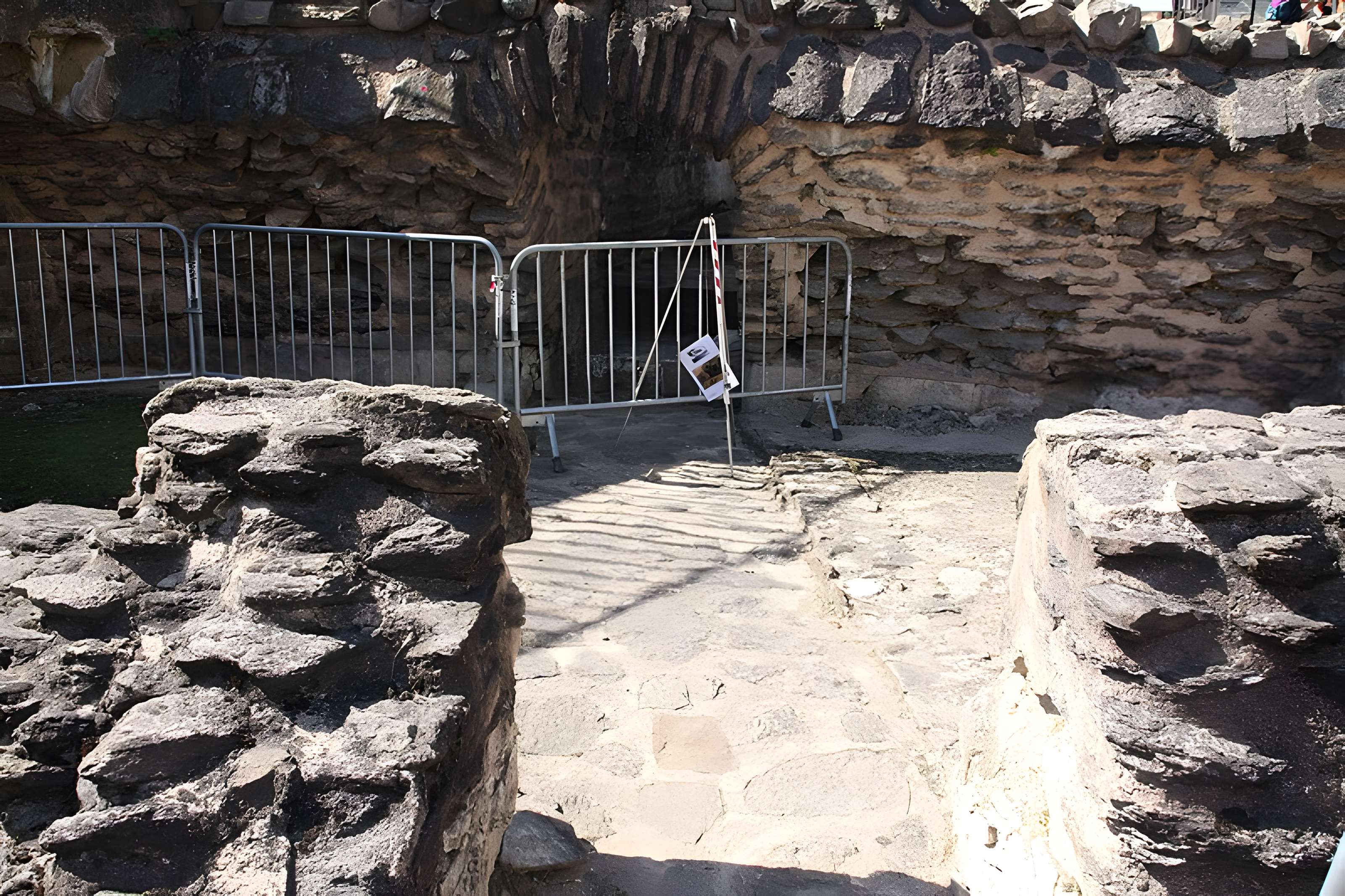 Amphithéâtre fédéral romain des Trois Gaules