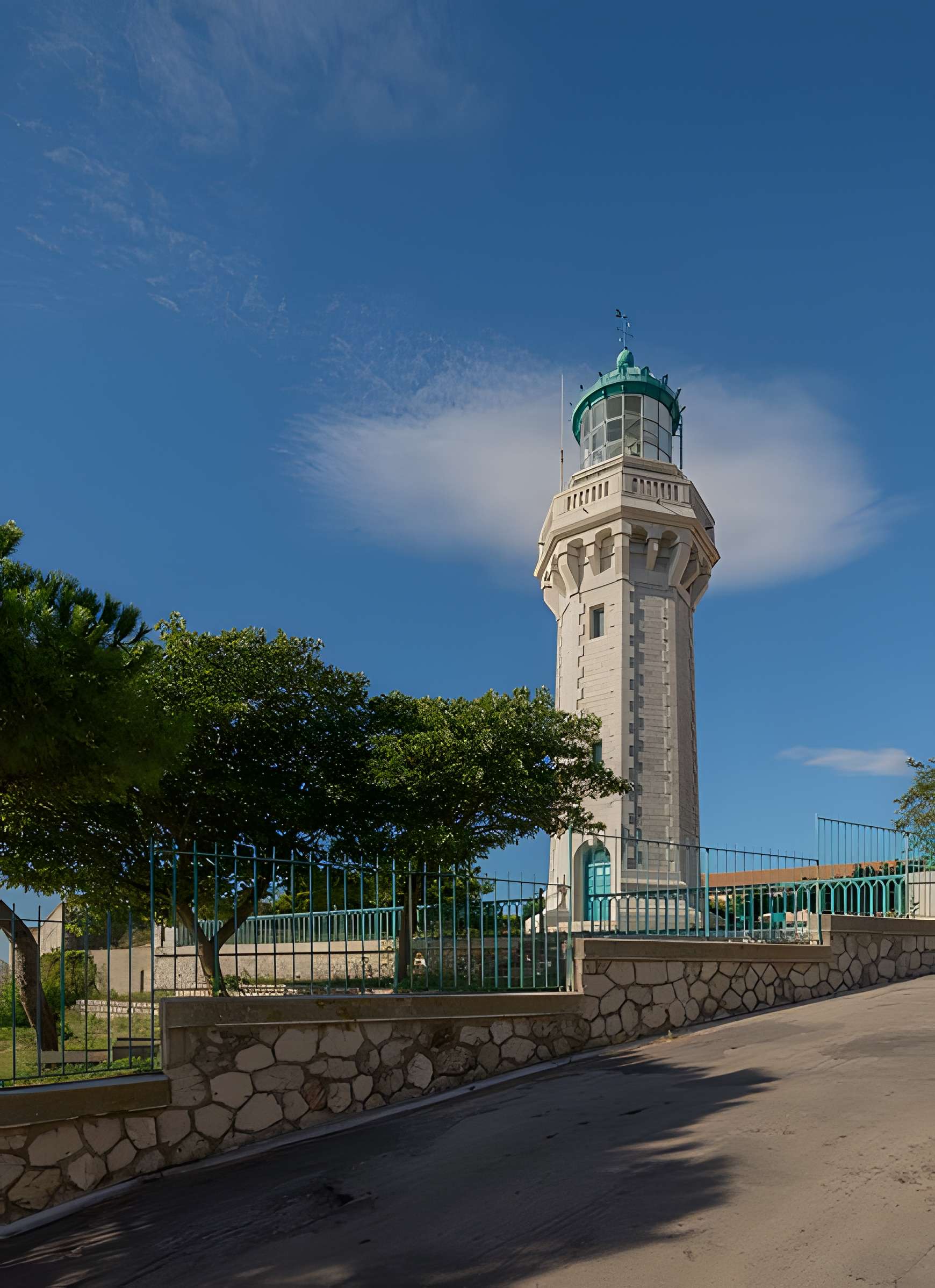 Phare du Mont-Saint-Clair