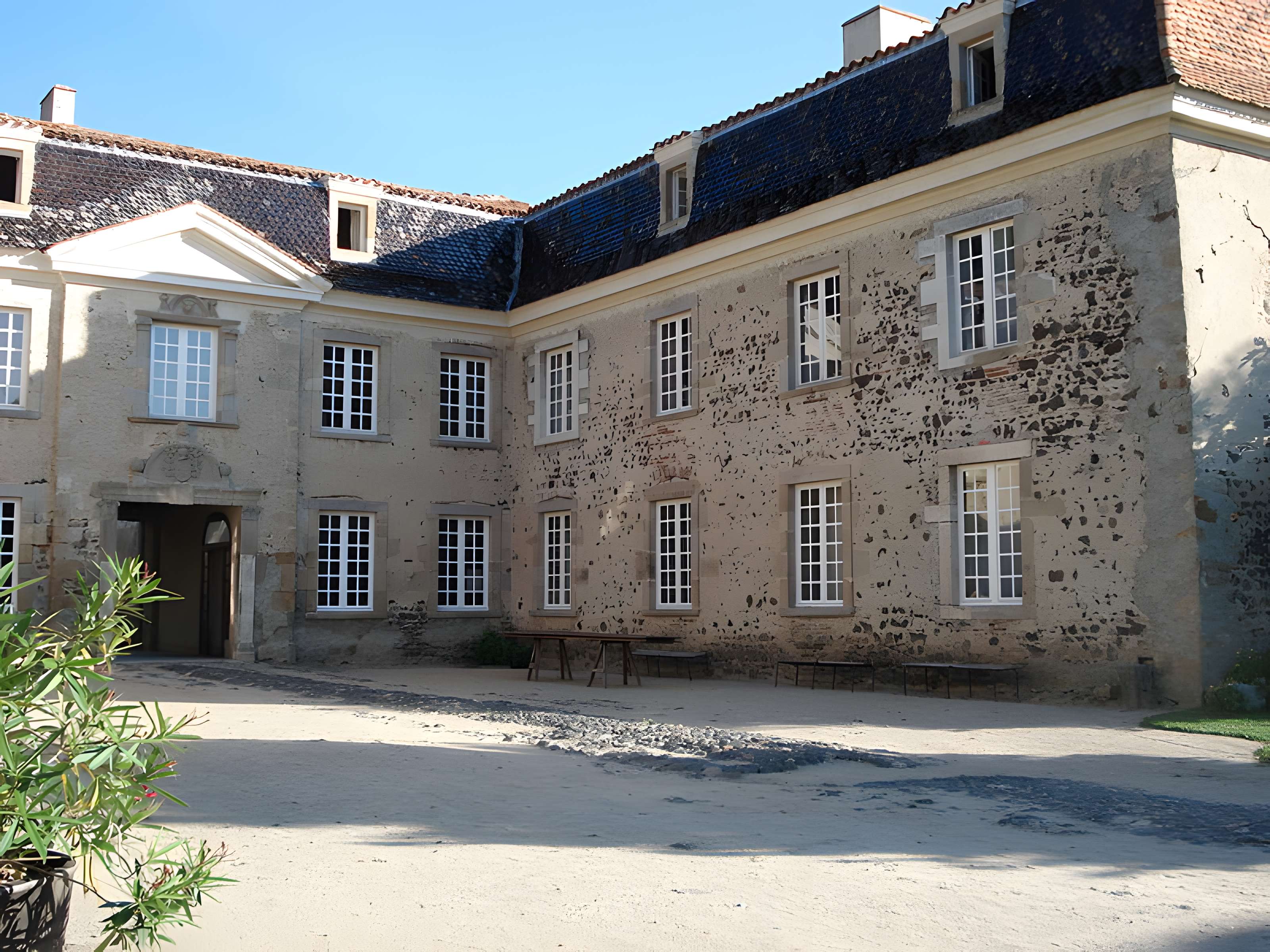 Château de Goutelas