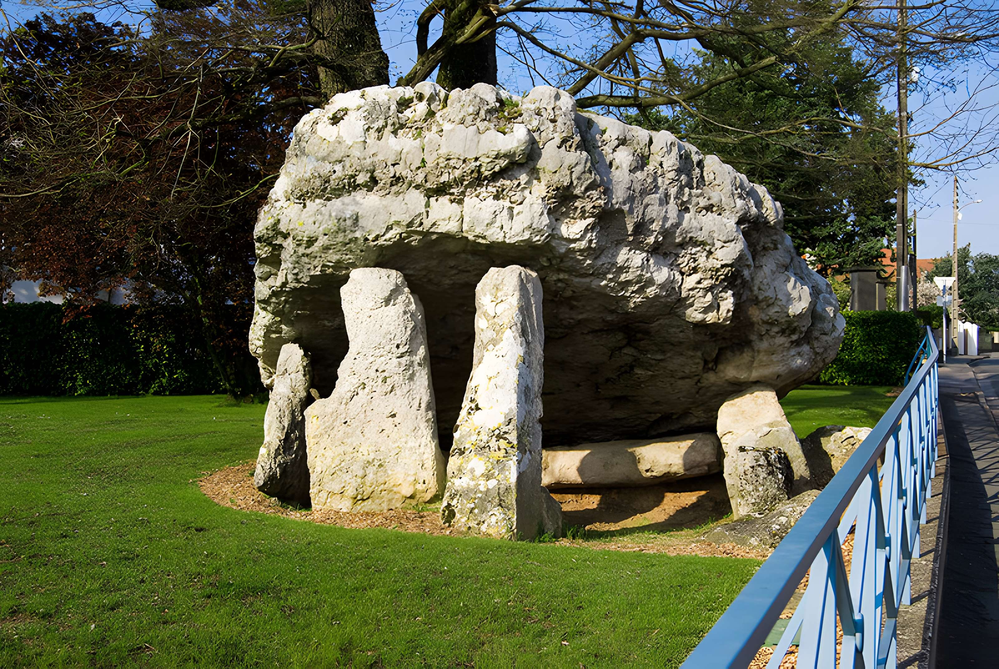 Pierre levée de Poitiers