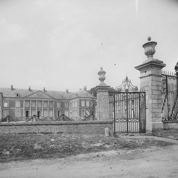 Photo de Château de Hénencourt