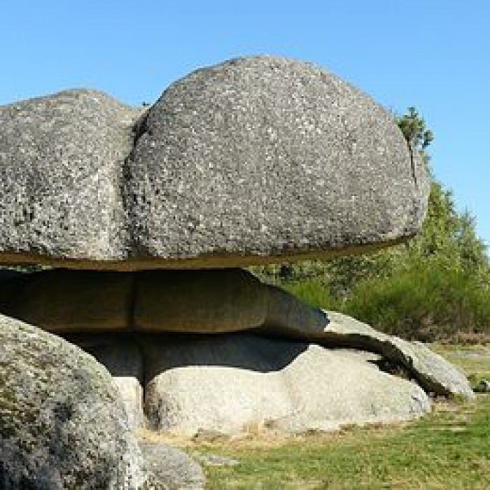 Photo de Pierres Jaumâtres de Toulx-Sainte-Croix