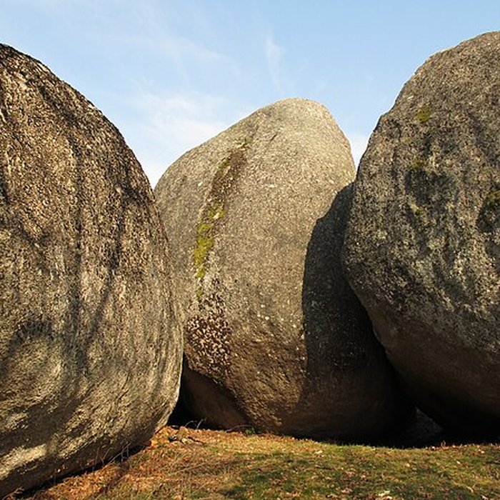 Photo de Pierres Jaumâtres de Toulx-Sainte-Croix