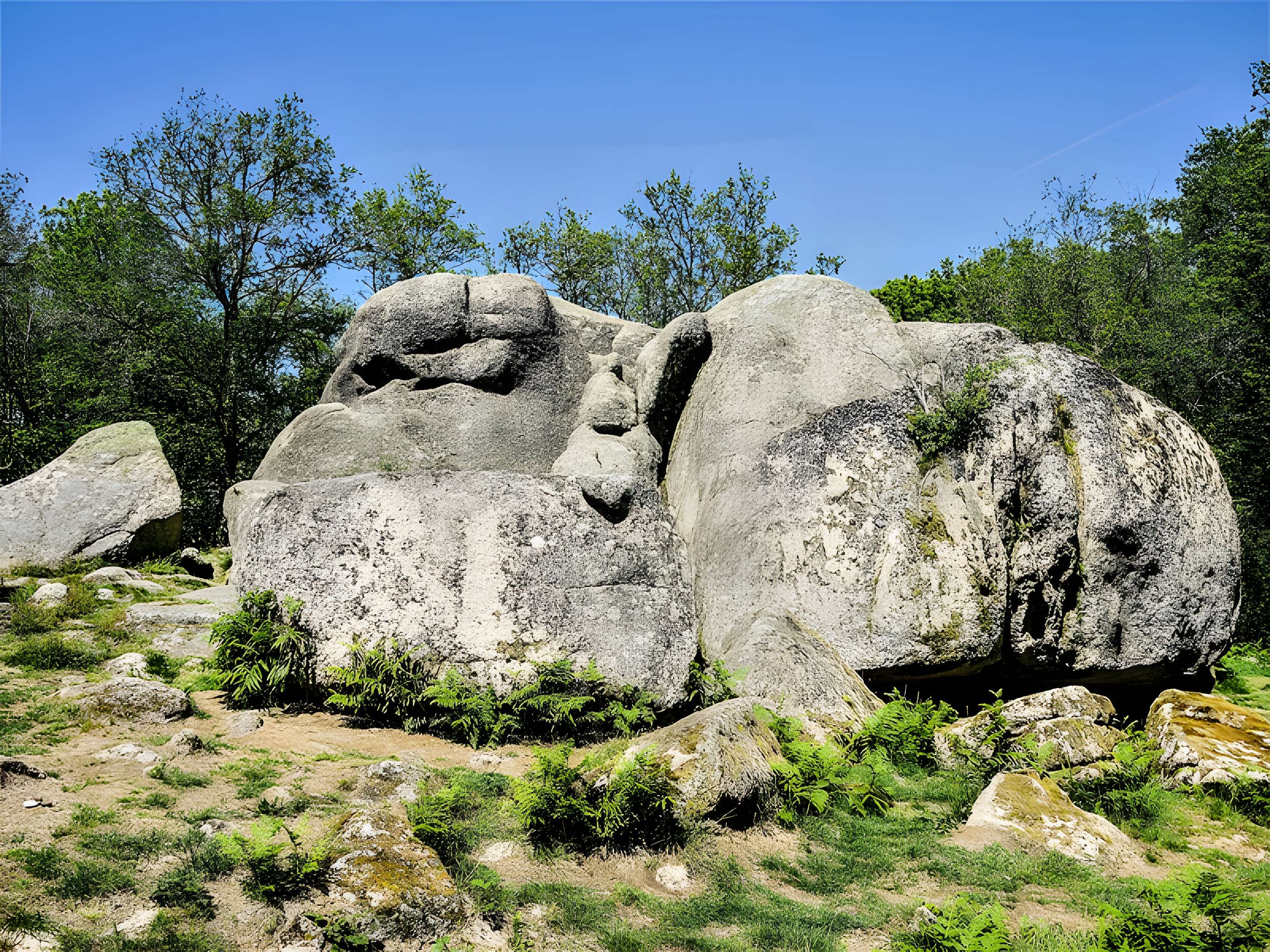 Pierres Jaumâtres de Toulx-Sainte-Croix