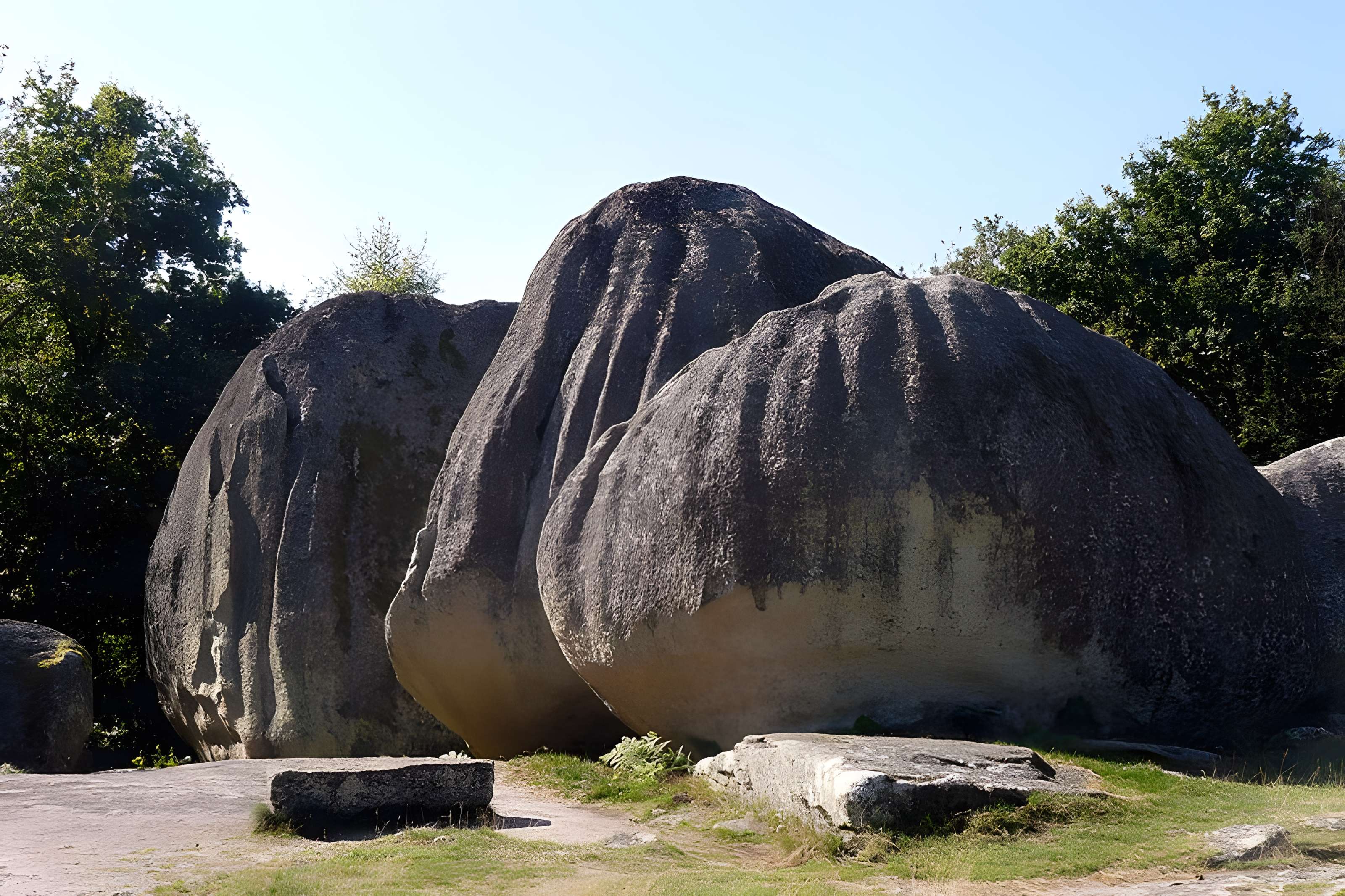 Pierres Jaumâtres de Toulx-Sainte-Croix