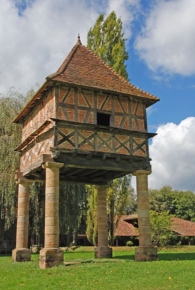Photo de Pigeonnier du Moulin-Grand à Perrex