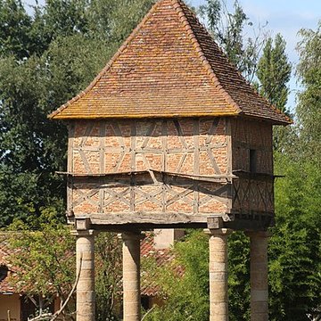 Pigeonnier du Moulin-Grand à Perrex