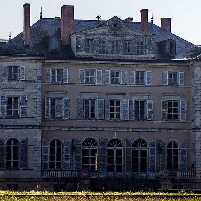 Photo de Château et parc de la Barbée ensemble