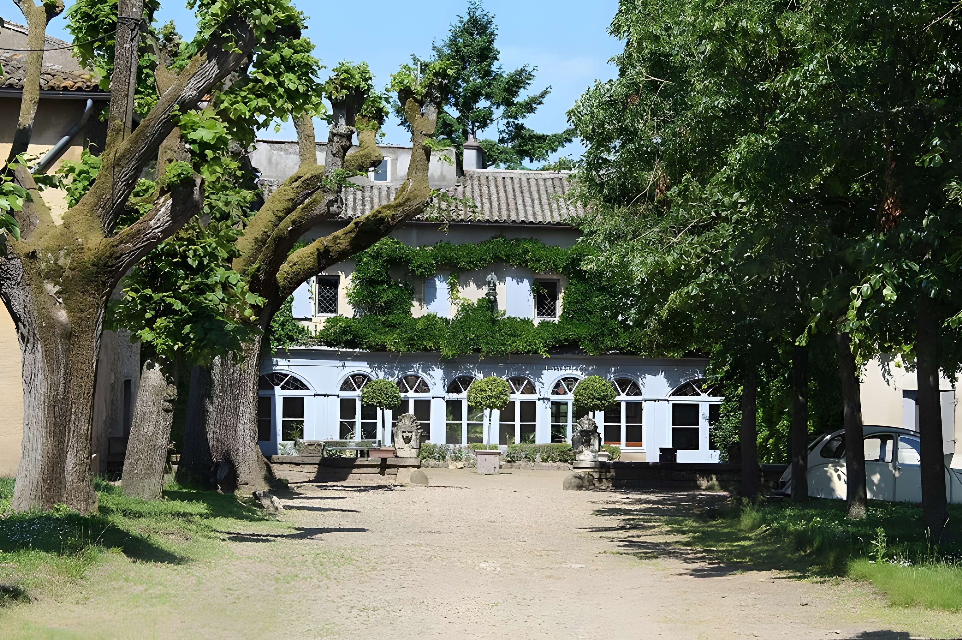 Château de La Bruyère à Saint-Bernard 