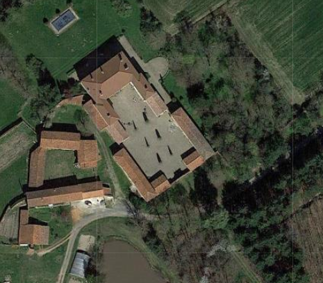 Château de La Bruyère à Saint-Romain-le-Puy 