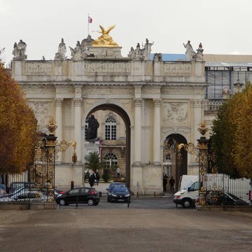 Ensemble formé par la place Stanislas, la rue Héré et la place de la Carrière