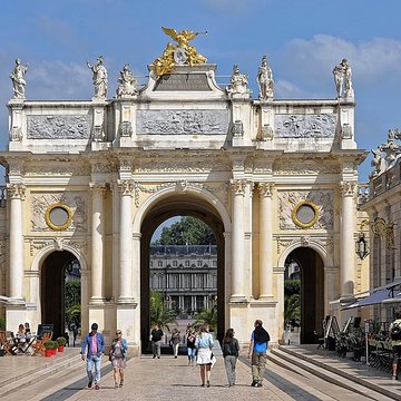 Ensemble formé par la place Stanislas, la rue Héré et la place de la Carrière