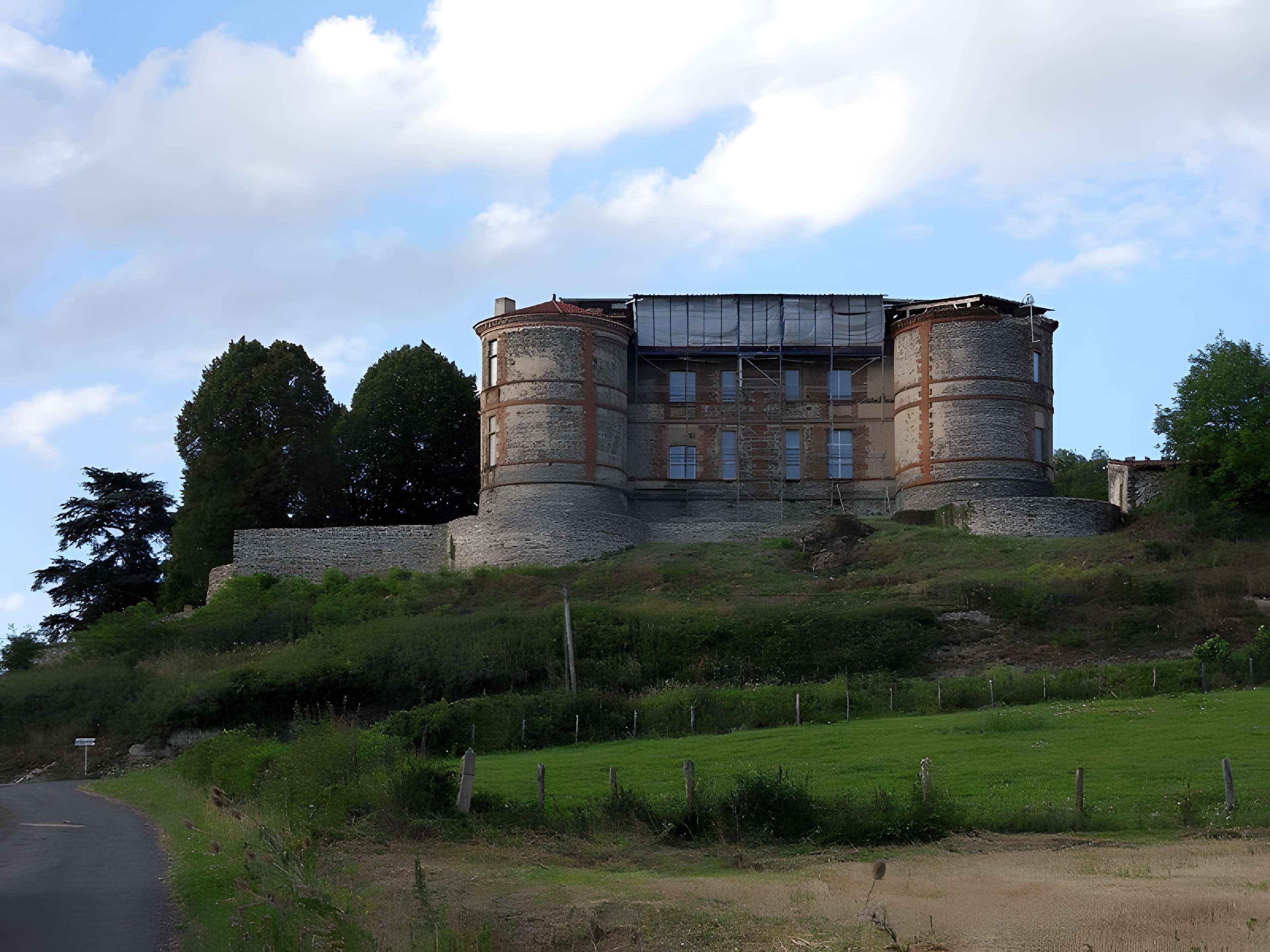 Château de la Chaux-Montgros 