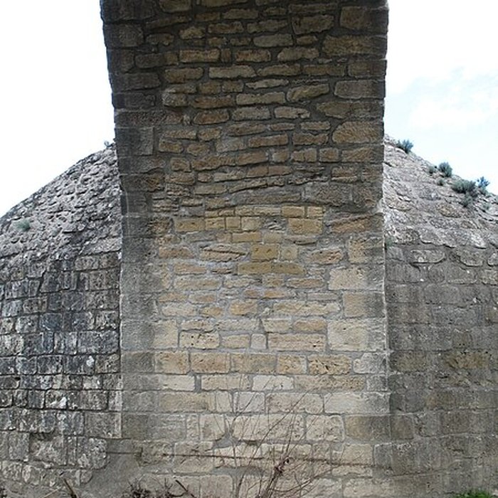 Photo de Pont Charles-Martel sur la Cèze à La Roque-sur-Cèze