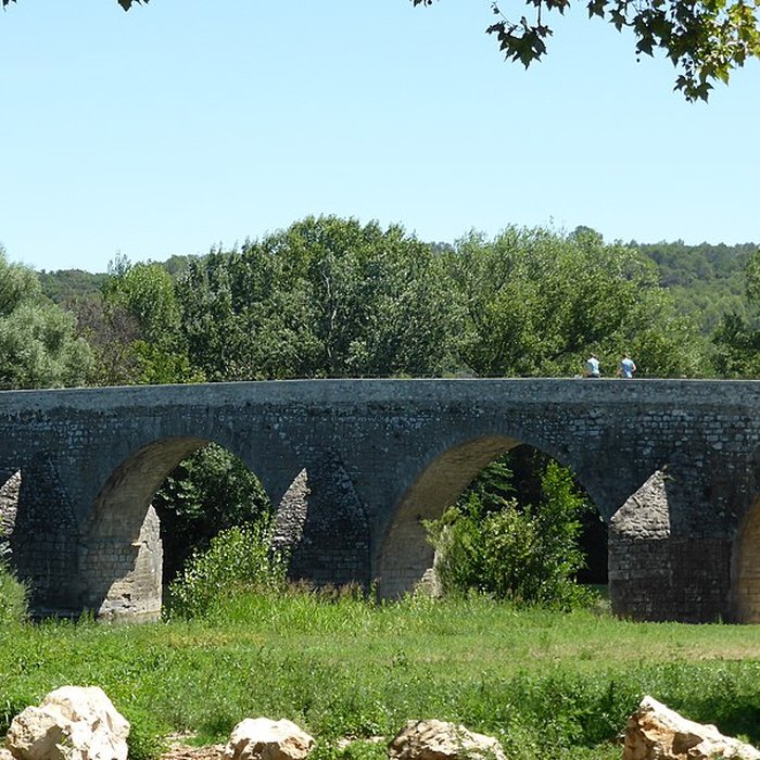 Photo de Pont Charles-Martel sur la Cèze à La Roque-sur-Cèze