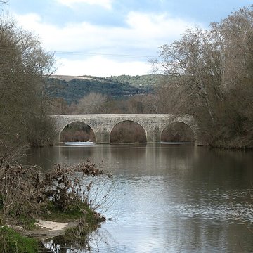 Pont Charles-Martel sur la Cèze à La Roque-sur-Cèze