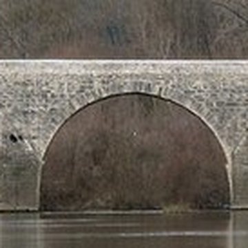 Pont Charles-Martel sur la Cèze à La Roque-sur-Cèze