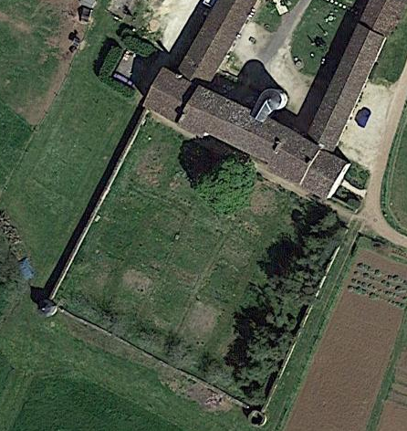 Château de la Cour à Jazeneuil 