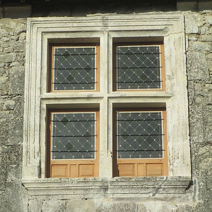 Photo de Château de la Cour à Vezot