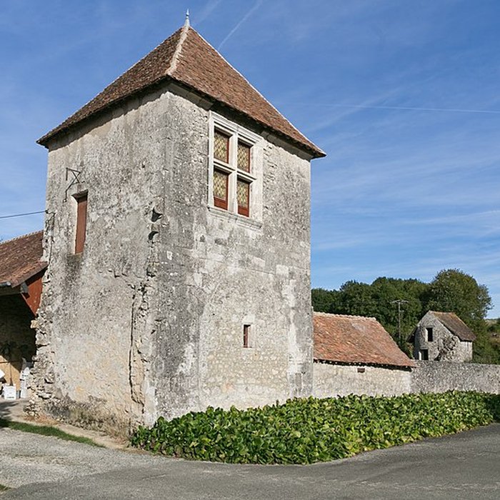 Photo de Château de la Cour à Vezot
