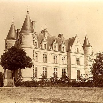 Domaine de la Donneterie et Ferme industrielle de Platé également sur commune de Neuvy-le-Roi
