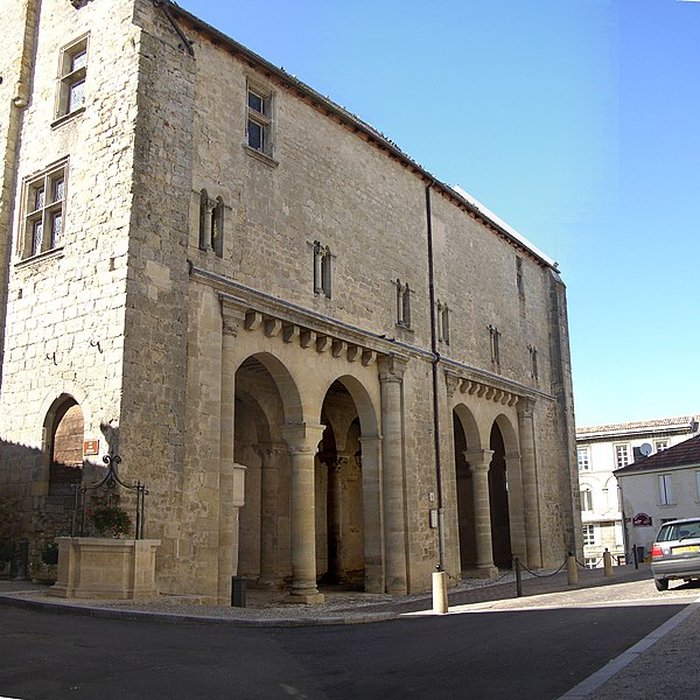 Photo de Ancien hôtel de ville de La Réole