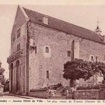 Ancien hôtel de ville de La Réole