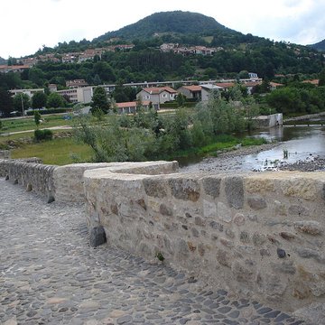 Pont de la Chartreuse à Brives-Charensac
