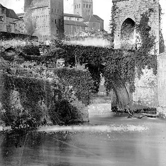 Photo de Pont de la Légende à Sauveterre-de-Béarn