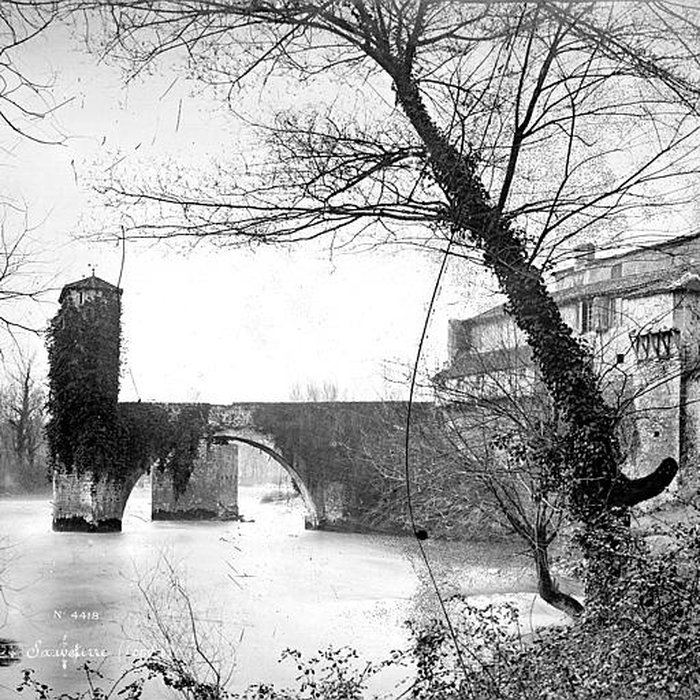 Photo de Pont de la Légende à Sauveterre-de-Béarn