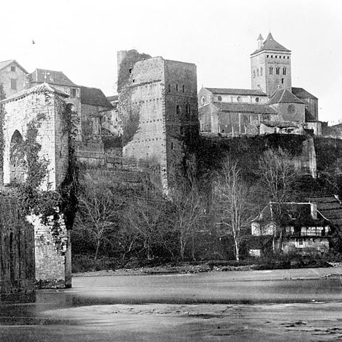 Photo de Pont de la Légende à Sauveterre-de-Béarn