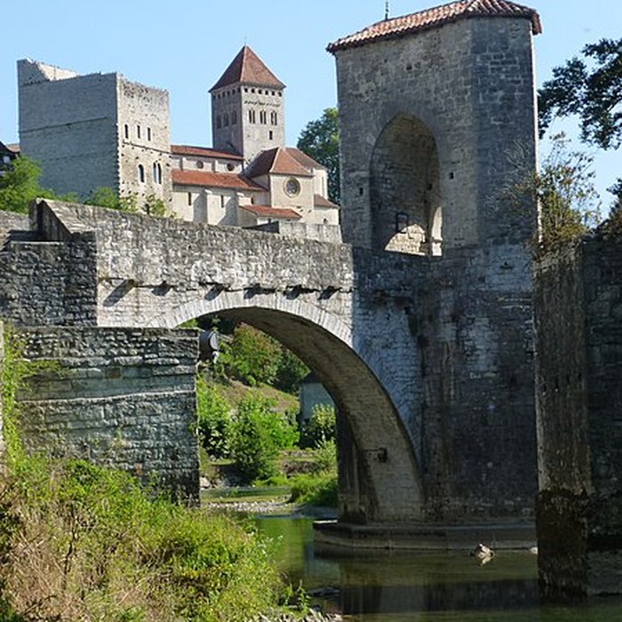 Photo de Pont de la Légende à Sauveterre-de-Béarn