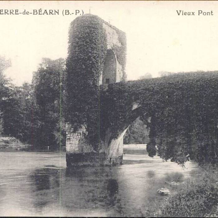 Photo de Pont de la Légende à Sauveterre-de-Béarn