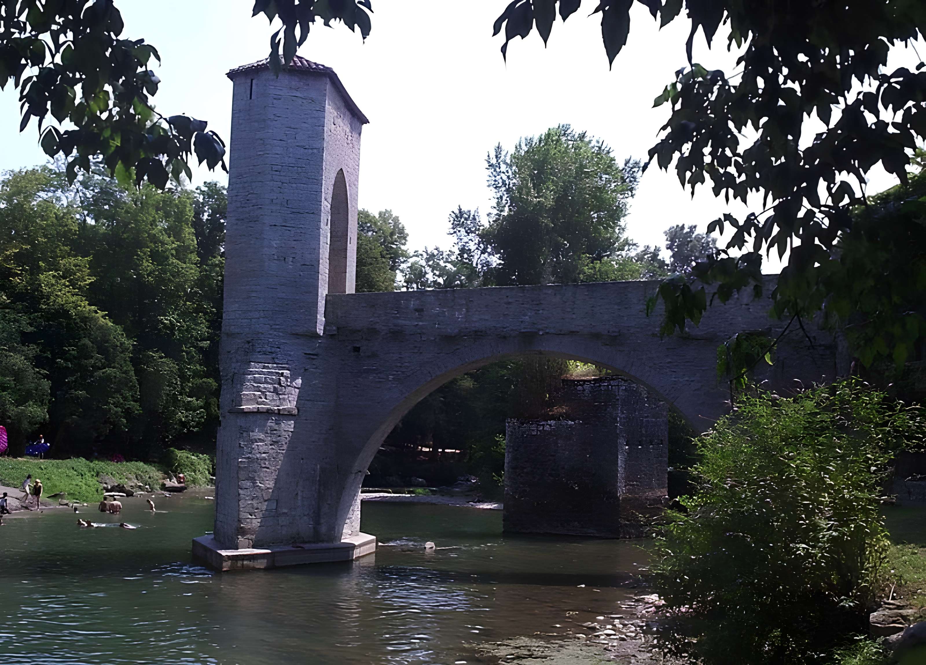 Pont de la Légende à Sauveterre-de-Béarn