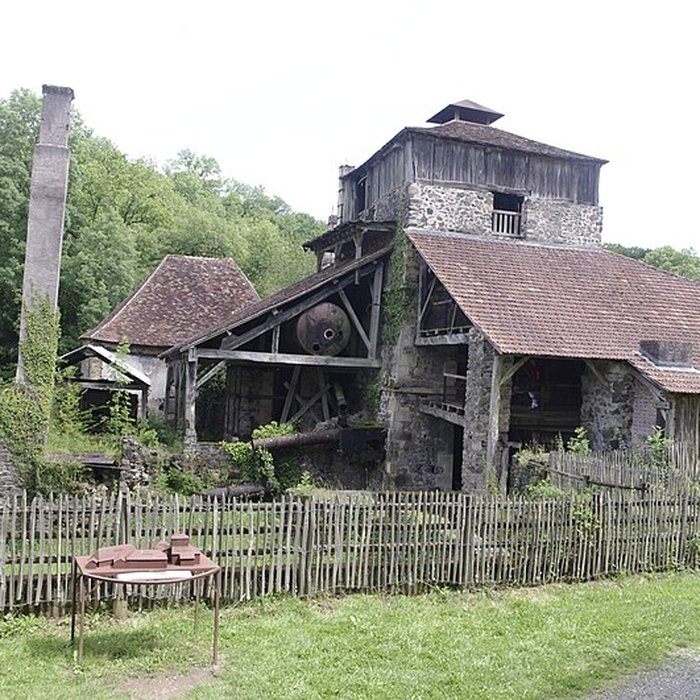 Photo de Château de la Forge à Savignac-Lédrier