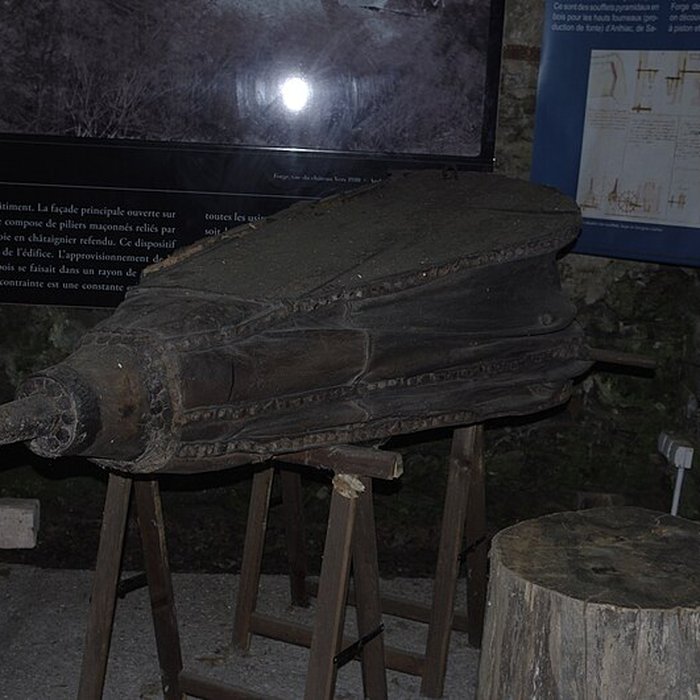 Photo de Château de la Forge à Savignac-Lédrier