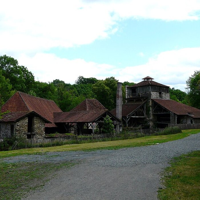 Photo de Château de la Forge à Savignac-Lédrier