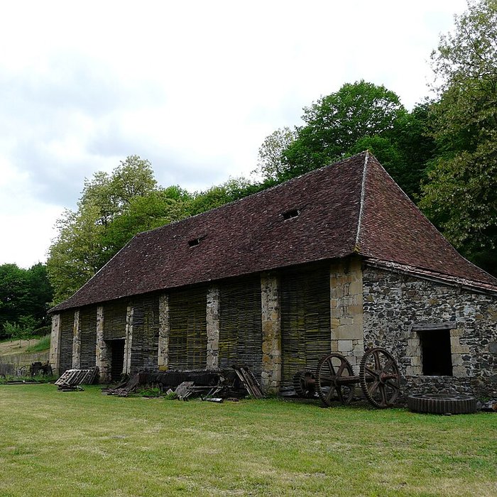 Photo de Château de la Forge à Savignac-Lédrier