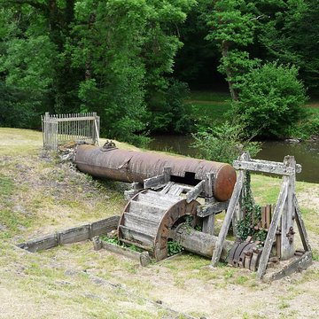 Château de la Forge à Savignac-Lédrier