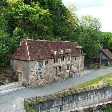 Château de la Forge à Savignac-Lédrier