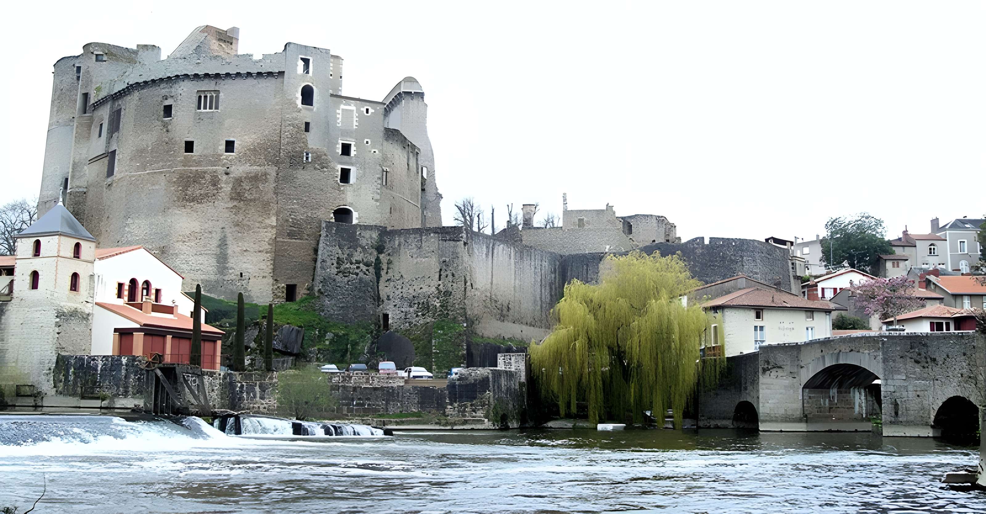 Pont de la Vallée à Clisson