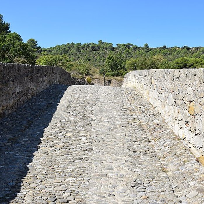 Photo de Pont de lAbbaye à Lagrasse