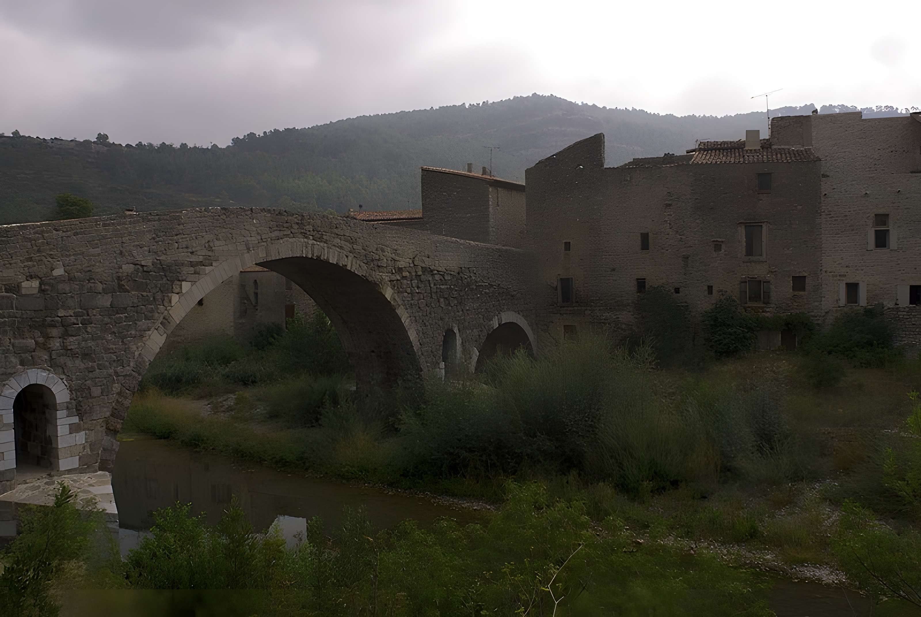 Pont de l'Abbaye à Lagrasse