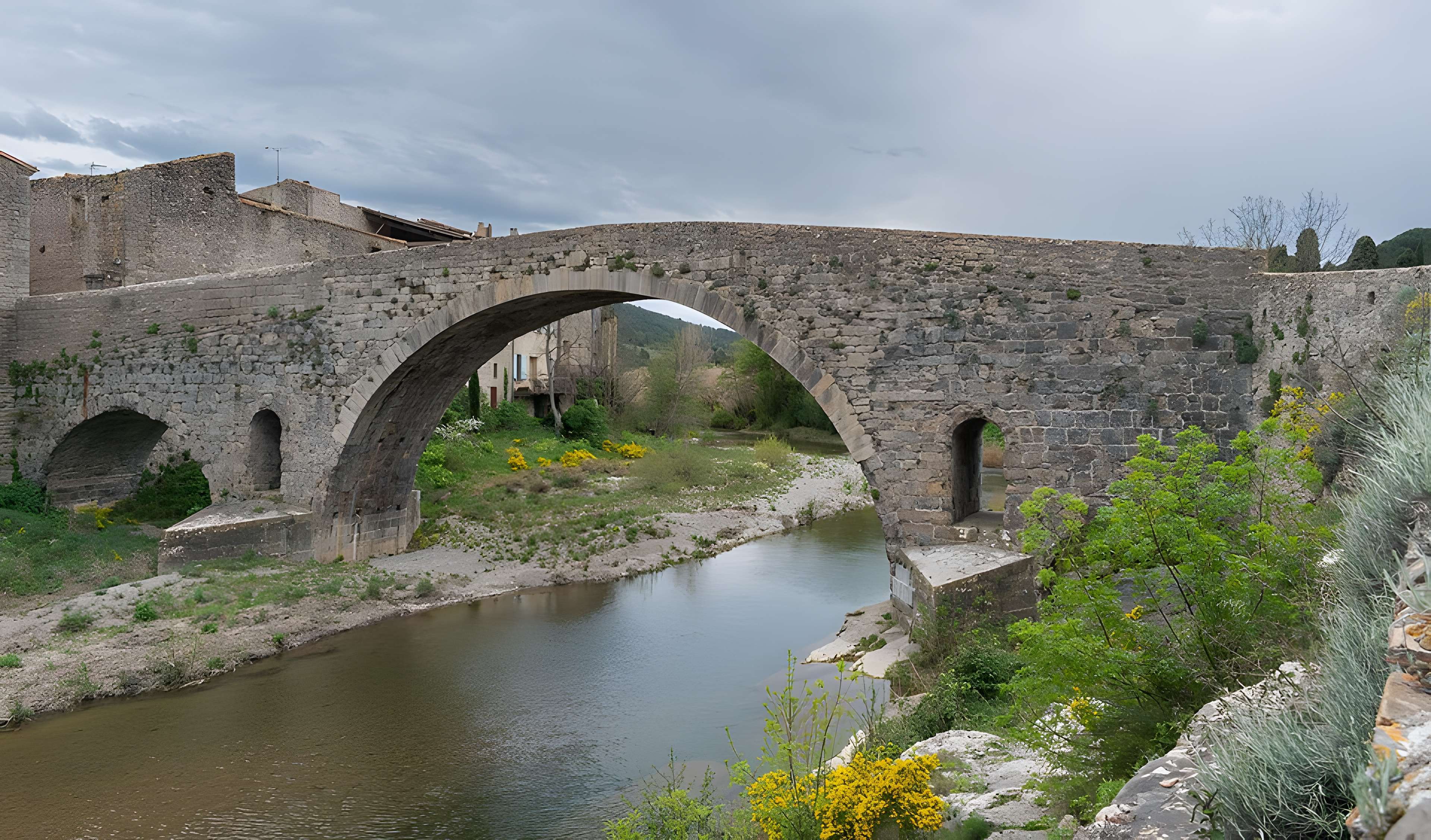 Pont de l'Abbaye à Lagrasse