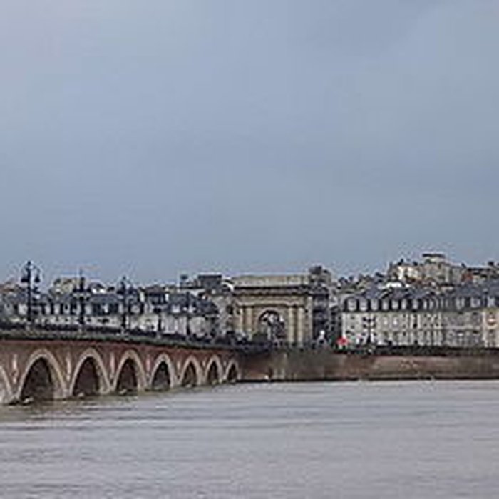 Photo de Pont de pierre à Bordeaux