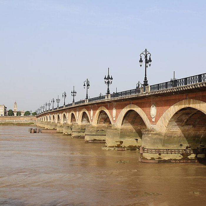 Photo de Pont de pierre à Bordeaux
