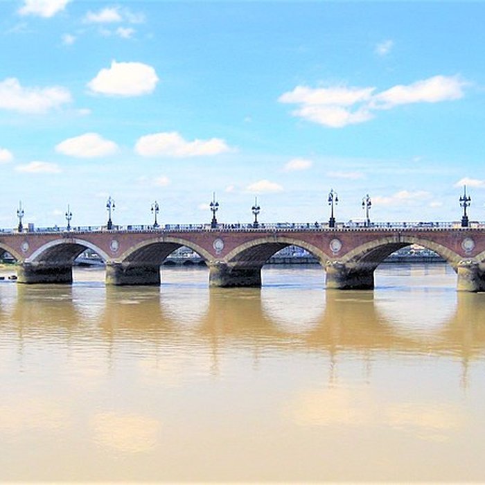 Photo de Pont de pierre à Bordeaux
