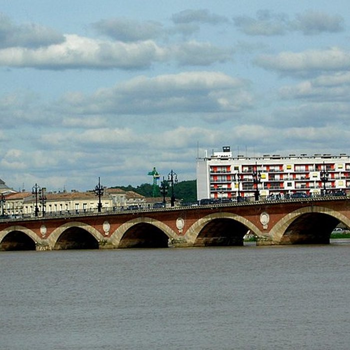 Photo de Pont de pierre à Bordeaux