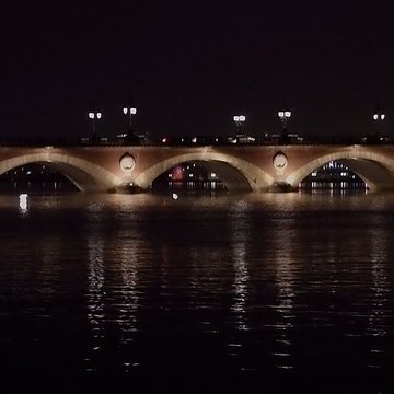 Pont de pierre à Bordeaux