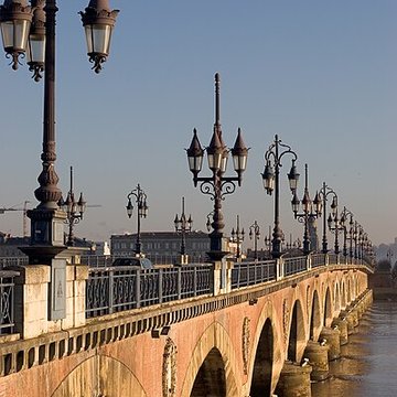 Pont de pierre à Bordeaux
